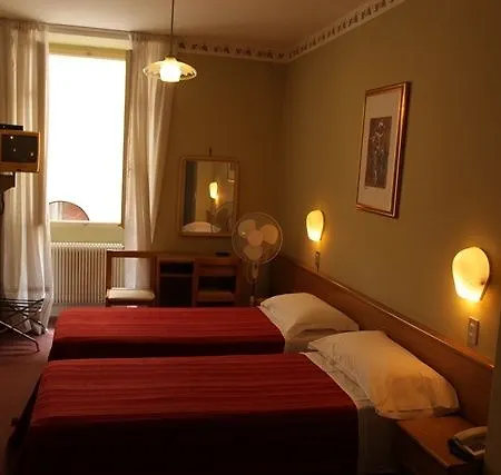 Modena Old Town 호텔 2*