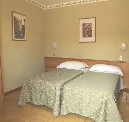 Modena Old Town 2* 말세진느