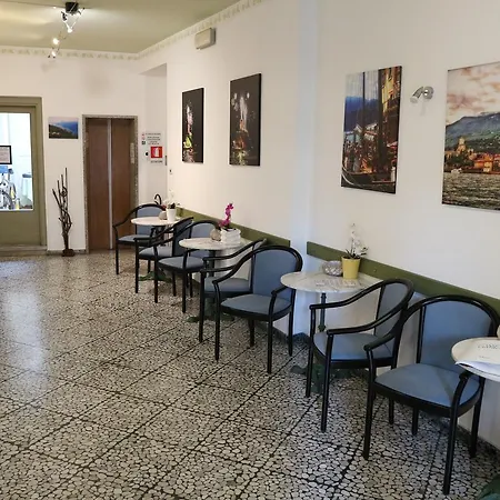 Modena Old Town 2* 말세진느